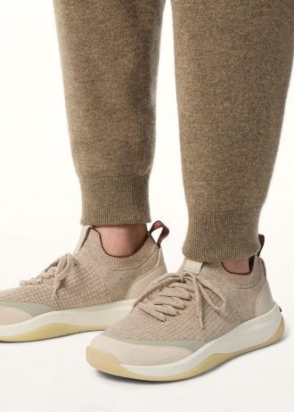 410 LP Walk Sneaker