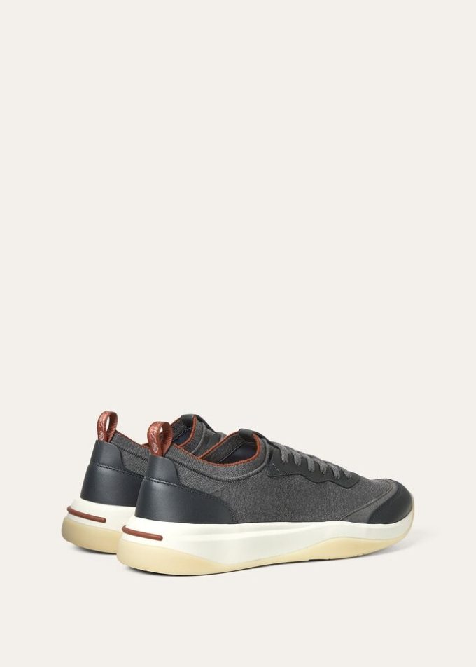410 LP Walk The Gift of Kings Sneaker
