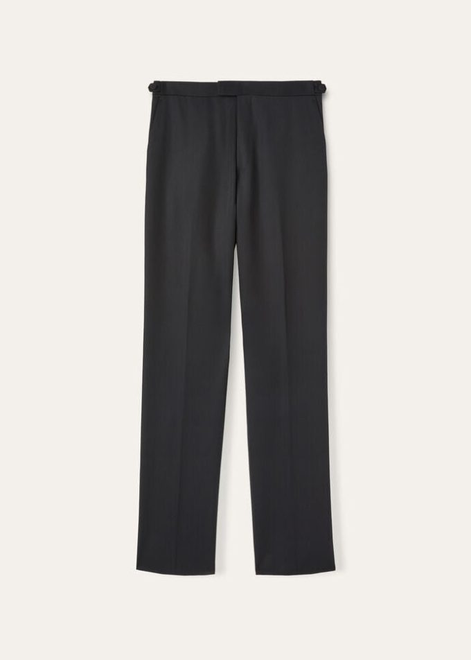 Daniel Suit