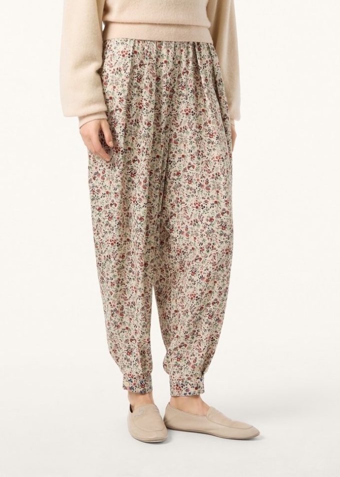 Emon-Hose