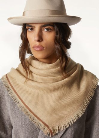 Four In Hand Maxi Carré