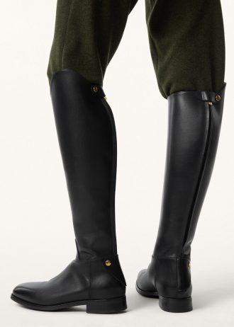 Hoher Reitstiefel