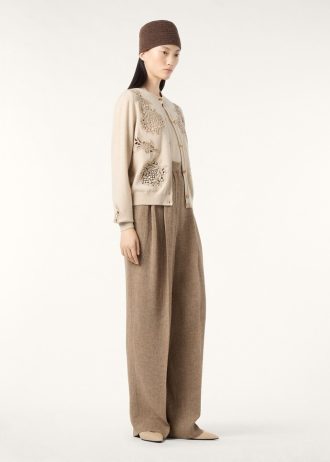 Klassische Strickjacke