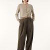 Klassische Strickjacke