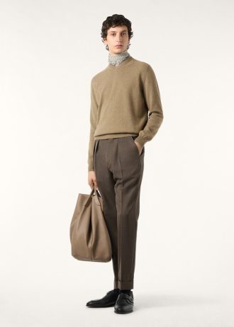 Klassischer Pullover