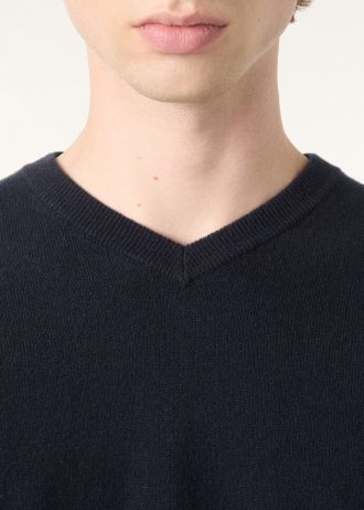 Klassischer Pullover