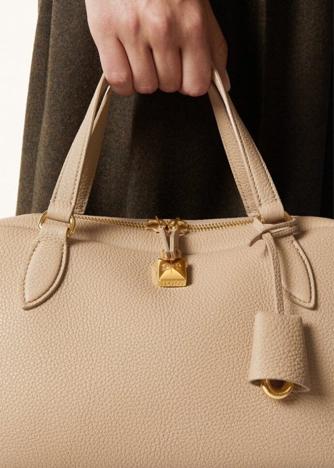 Kleine Nadeltasche