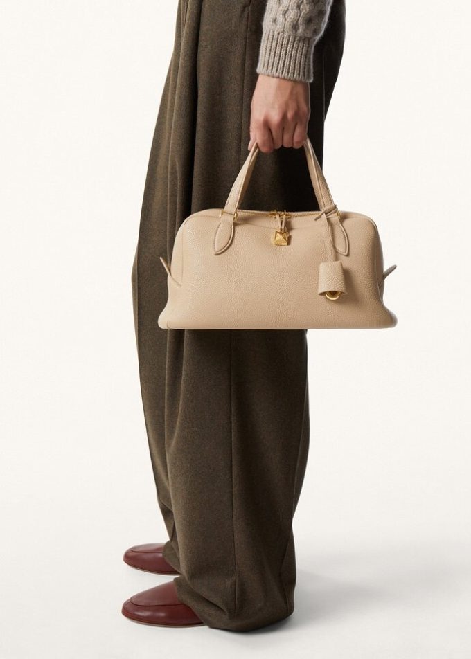 Kleine Nadeltasche
