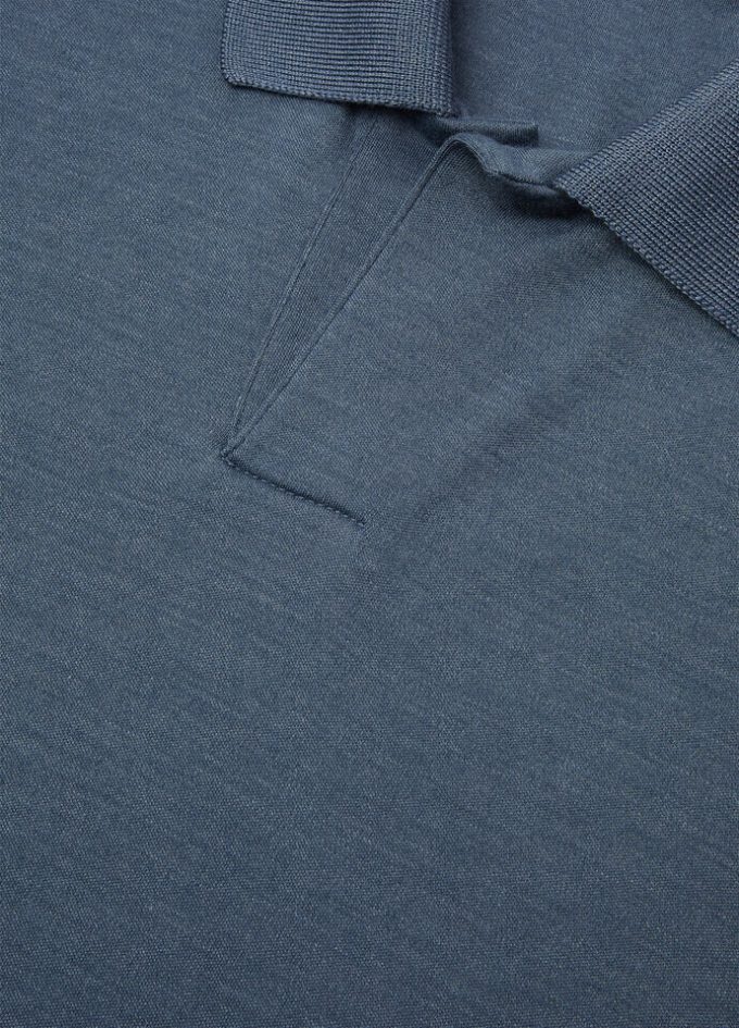 Offenes Poloshirt