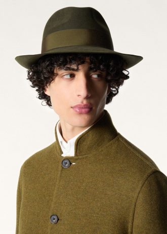 Pier Hat