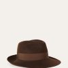 Pier Hat