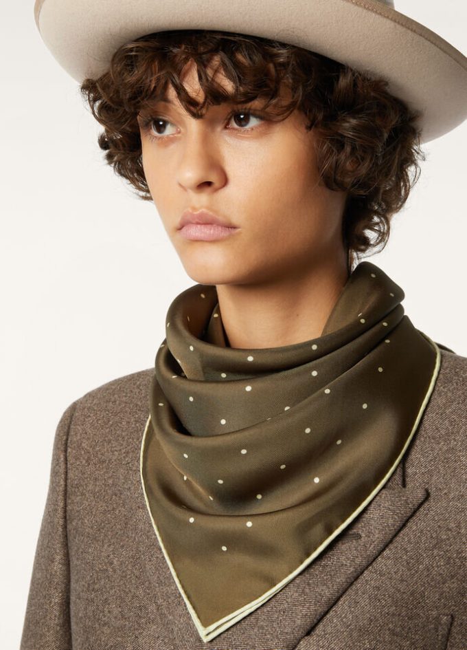 Pois Foulard 60×60