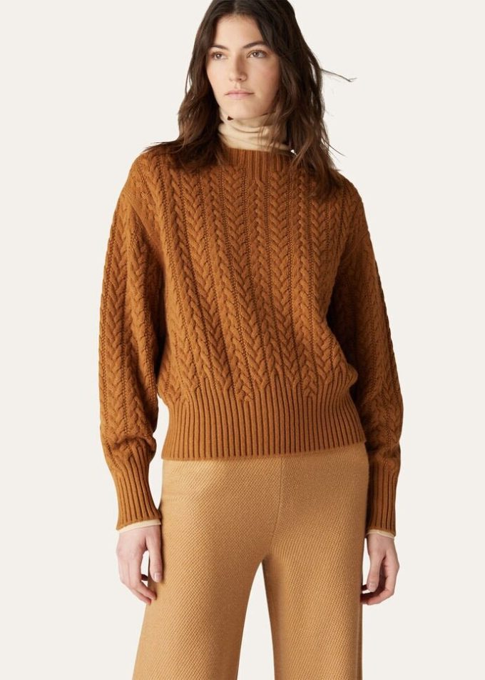 Pullover mit U-Boot-Ausschnitt