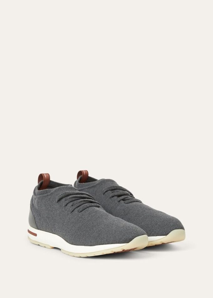 The Gift of Kings 360 LP Flexy Walk Sneaker