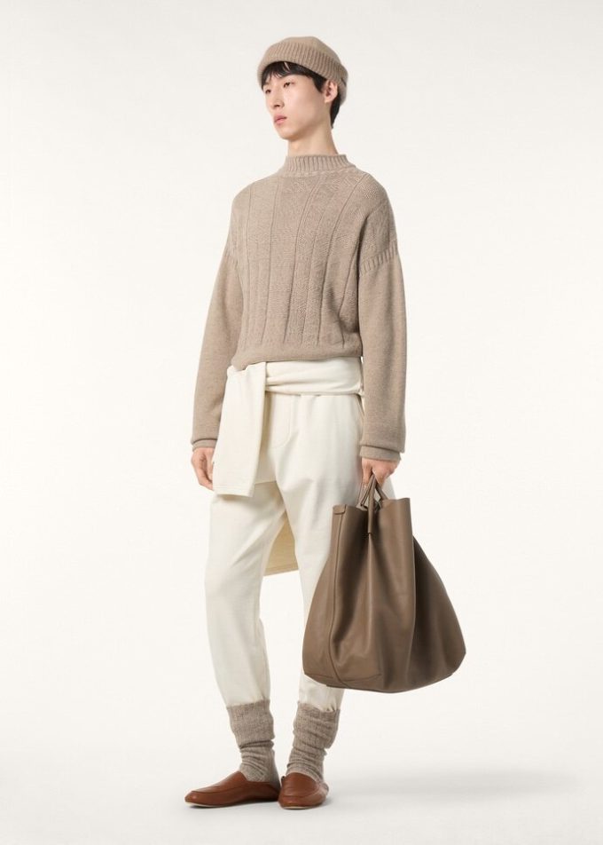 Tyne Pullover