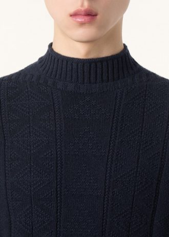 Tyne Pullover
