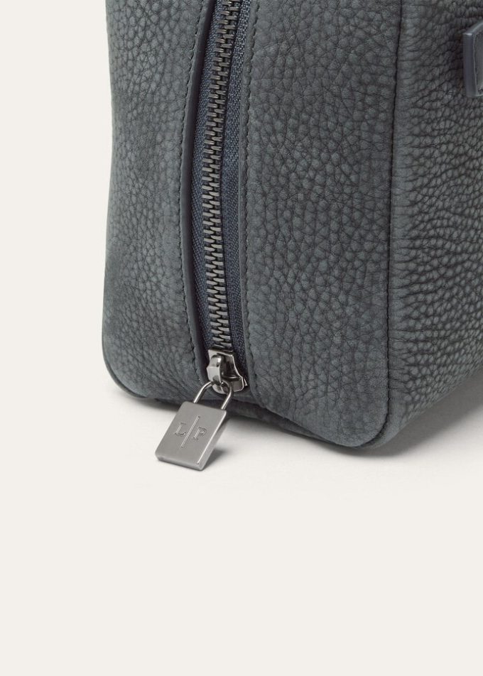 Zusätzliche Reisetasche