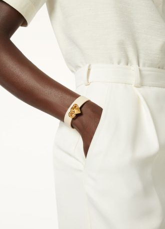 Zusätzliches Armband